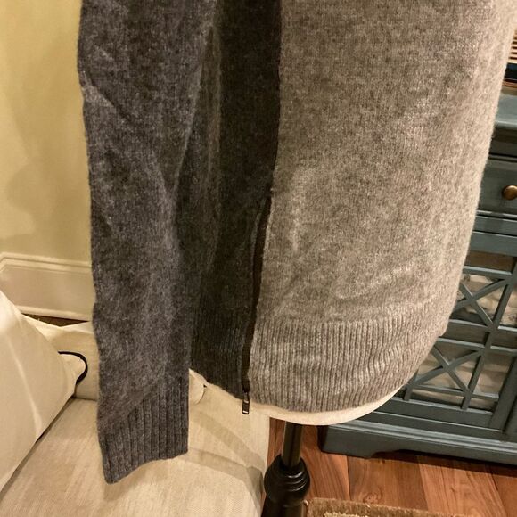 NWOT J. Crew 100% wool sweater 🤍 - Picture 12 of 13